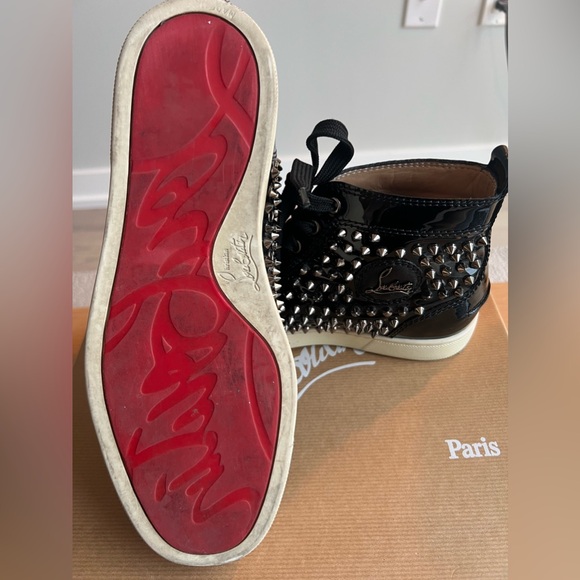Christian Louboutin Louis Spikes sneaker. - Picture 6 of 7